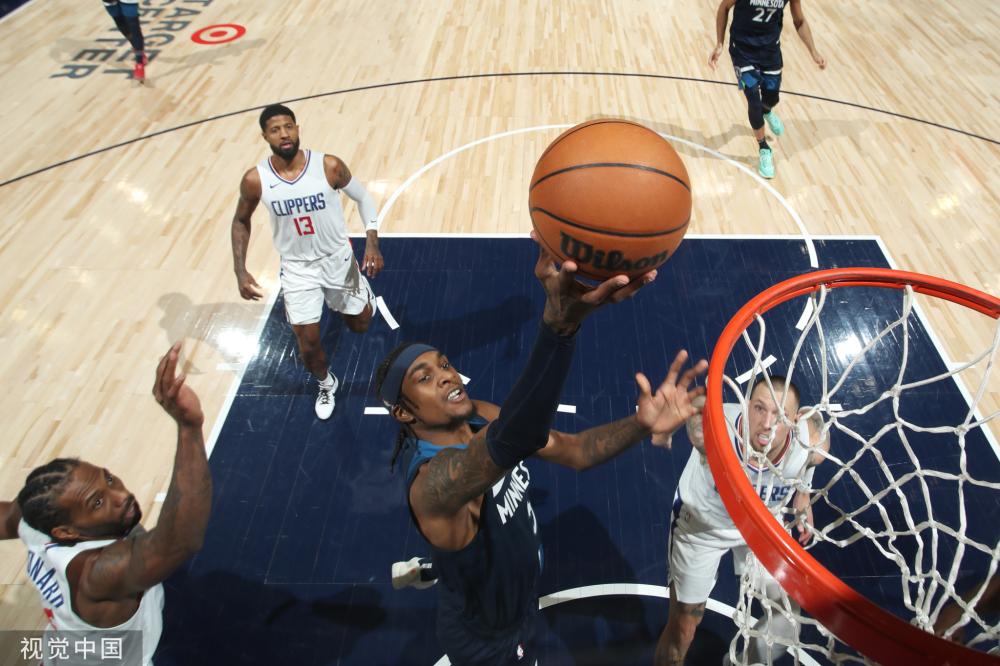 在赛场上 在赛场上