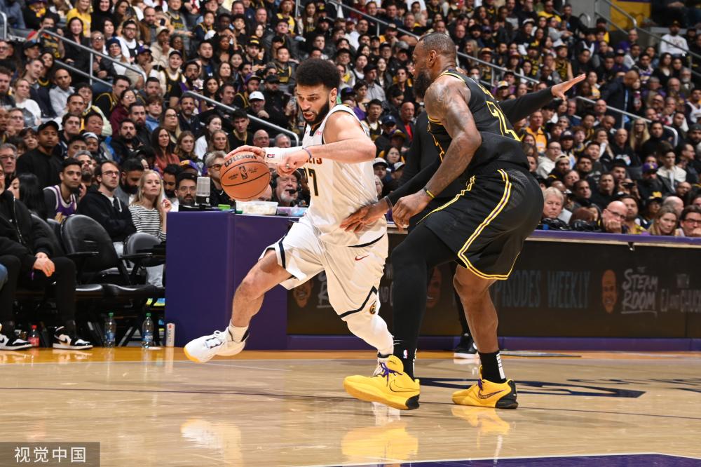 界的激烈讨 界的激烈讨