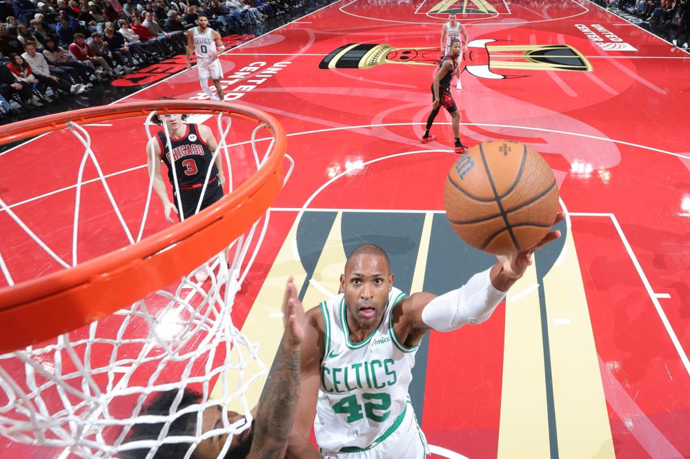 他在球场上 他在球场上