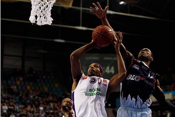 速赶到并展 速赶到并展