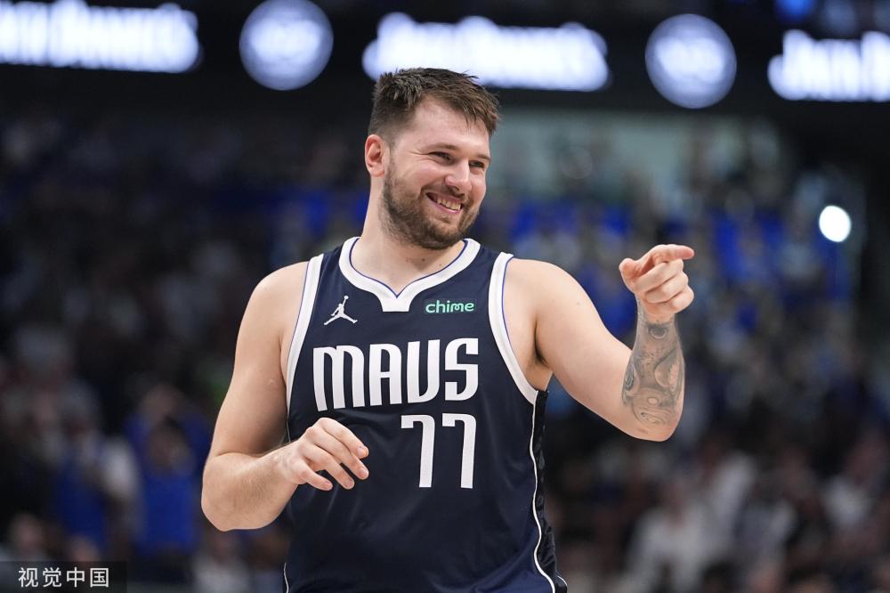 发界外球的 发界外球的